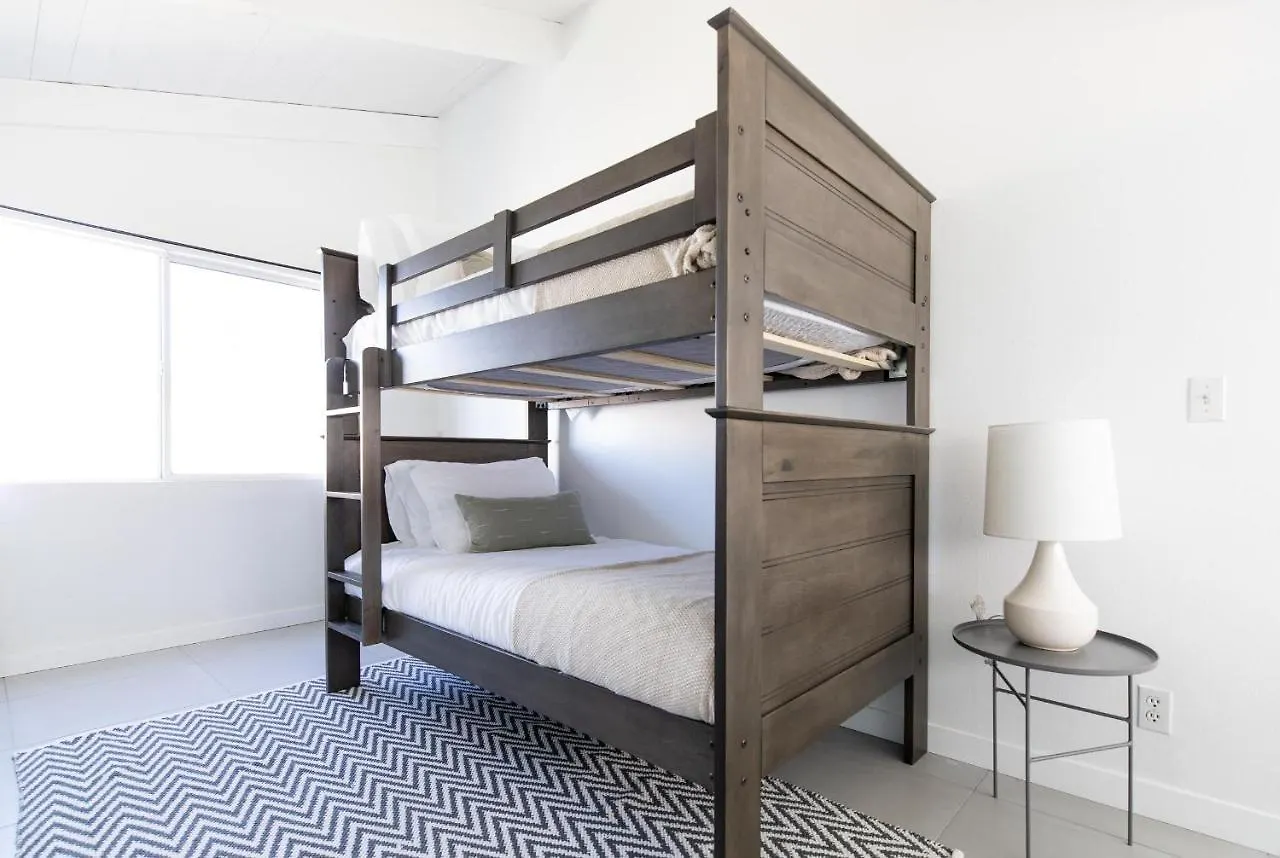 Bay Breeze By Avantstay Newport Beach